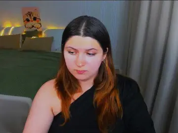 Milenafiery  live sex cam