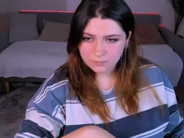 Milenafiery  live sex cam