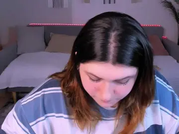 Milenafiery  live sex cam