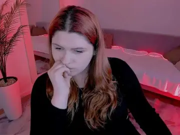 Milenafiery  live sex cam