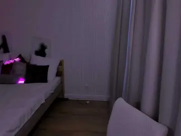 Milenafiery  live sex cam