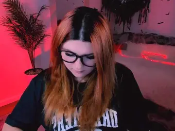 Milenafiery  live sex cam