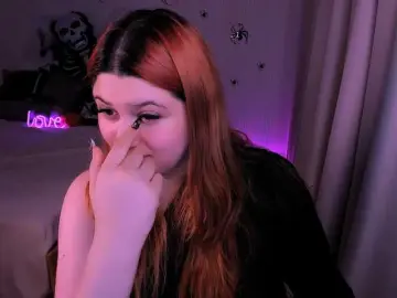 Milenafiery  live sex cam