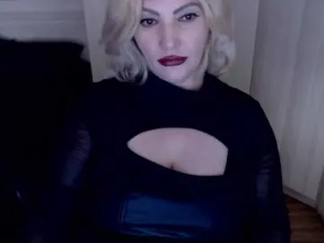 Mistress-Marilyn  live sex cam