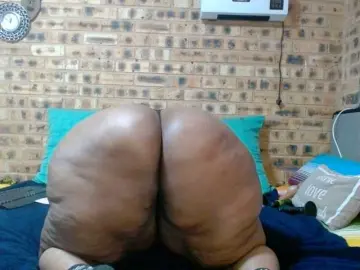 RubyBooty  live sex cam