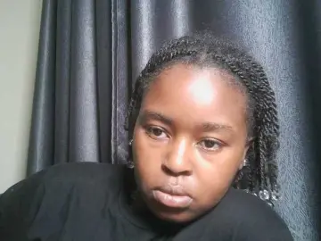 SpiceyNelly1  live sex cam