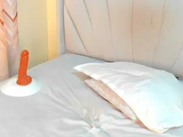 Squirtmaa008  live sex cam