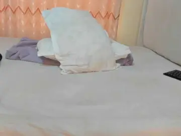 Squirtmaa008  live sex cam