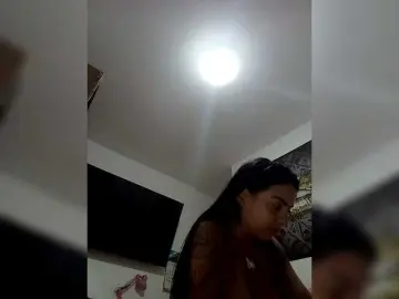 SrtaJhenny  live sex cam