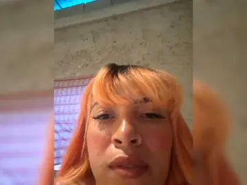 ZunaraOfficial1  live sex cam