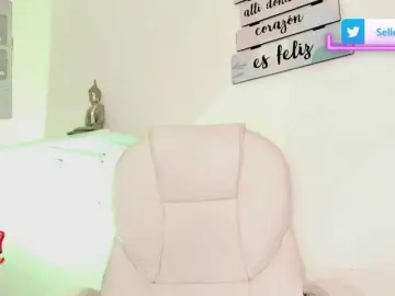 Sellenasquirt  live sex cam