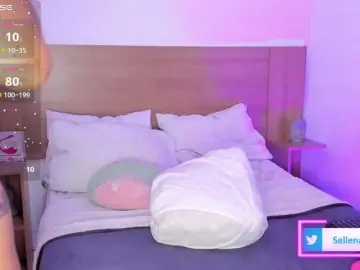 Sellenasquirt  live sex cam