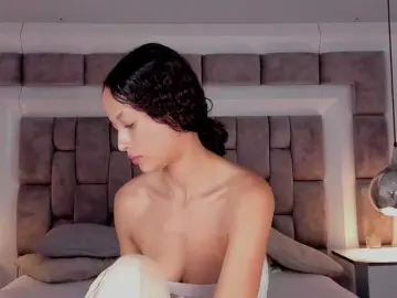 JuliettaBleer  live sex cam