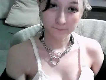 Lilfain-baby  live sex cam