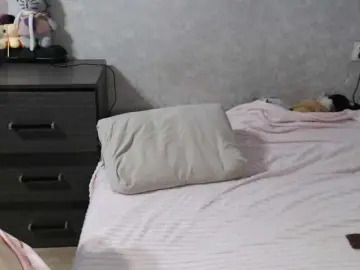 Lilfain-baby  live sex cam