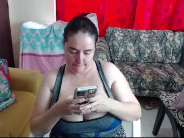 Rosahills  live sex cam