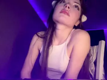 HoodKate  live sex cam