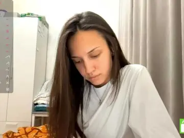 JacquelynClowes  live sex cam
