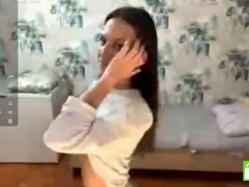 JacquelynClowes  live sex cam