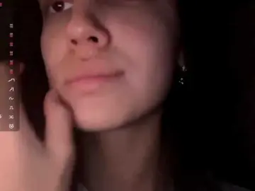 JacquelynClowes  live sex cam