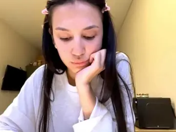 JacquelynClowes  live sex cam