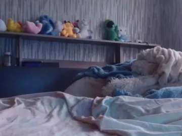 Netty-Brittany  live sex cam