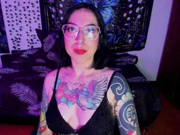 Alicerose34  live sex cam