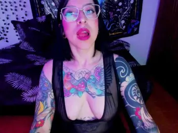 Alicerose34  live sex cam