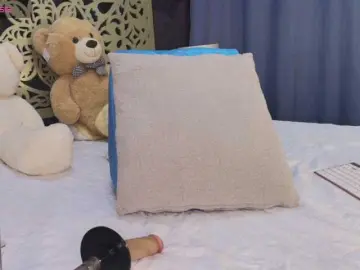 Charlottesweet  live sex cam