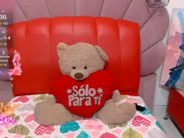 Naylahot18  live sex cam