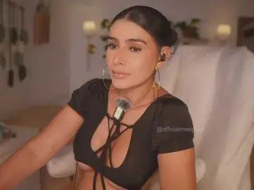 Meegan  live sex cam