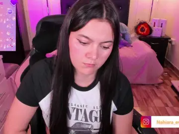 NahiaraEvans-  live sex cam