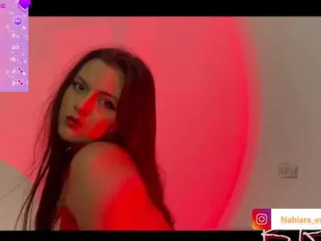 NahiaraEvans-  live sex cam