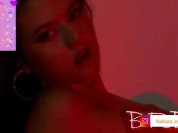 NahiaraEvans-  live sex cam