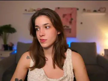 Kissiecat  live sex cam