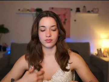 Kissiecat  live sex cam