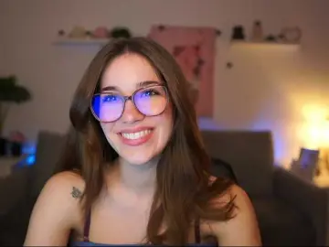 Kissiecat  live sex cam