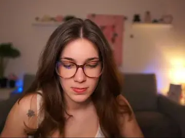 Kissiecat  live sex cam