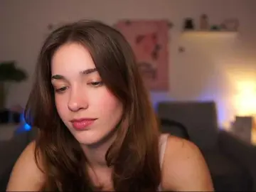 Kissiecat  live sex cam