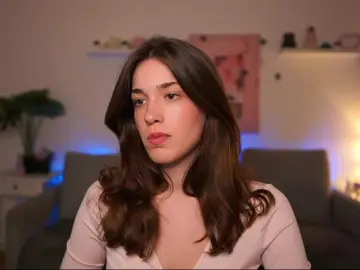 Kissiecat  live sex cam