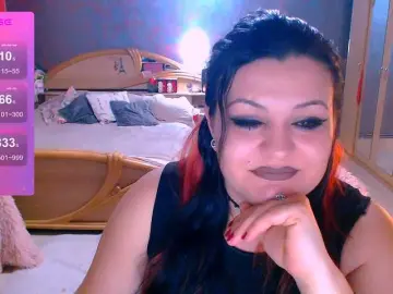 Ariellefoxy  live sex cam