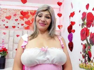 Celeste-Linco  live sex cam