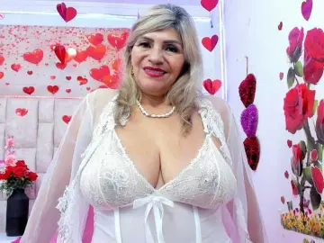 Celeste-Linco  live sex cam