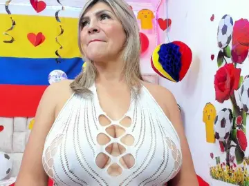 Celeste-Linco  live sex cam