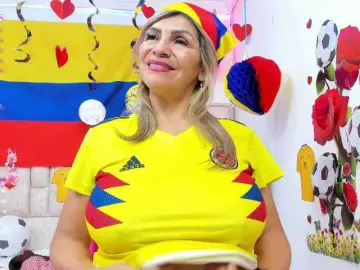 Celeste-Linco  live sex cam