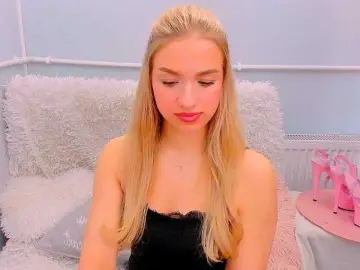 EvetteBeauty  live sex cam