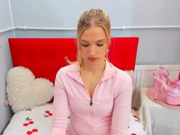 EvetteBeauty  live sex cam