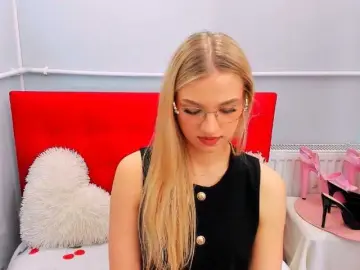 EvetteBeauty  live sex cam