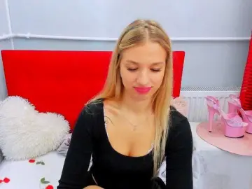 EvetteBeauty  live sex cam