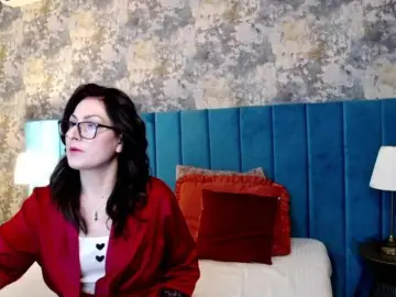 LisaCroft  live sex cam